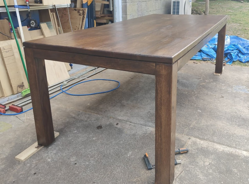 stain oak table